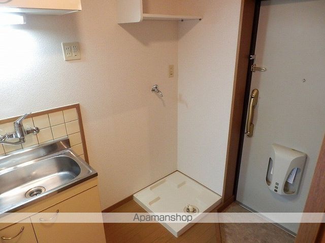鴨池富山ビルの内装写真