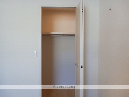 アレンヌ[2LDK/60.5m2]の収納