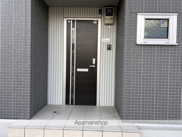 AKISAの玄関写真