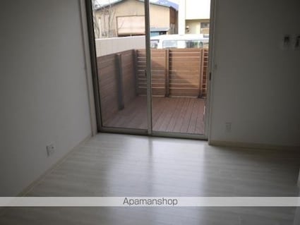 ファミーユ[3LDK/70.06m2]のバルコニー