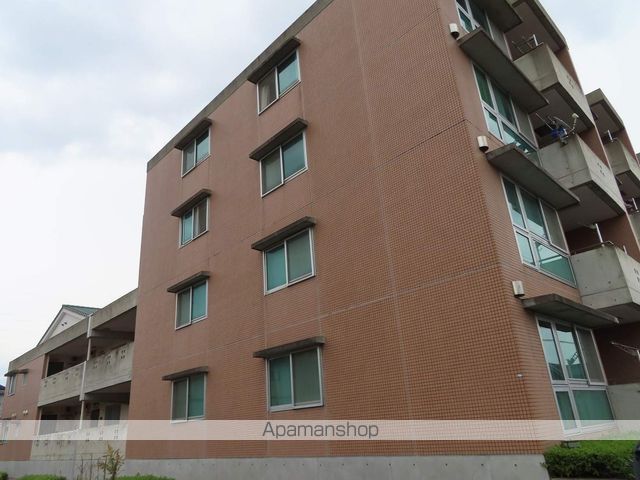 YNT第1マンションの外観写真