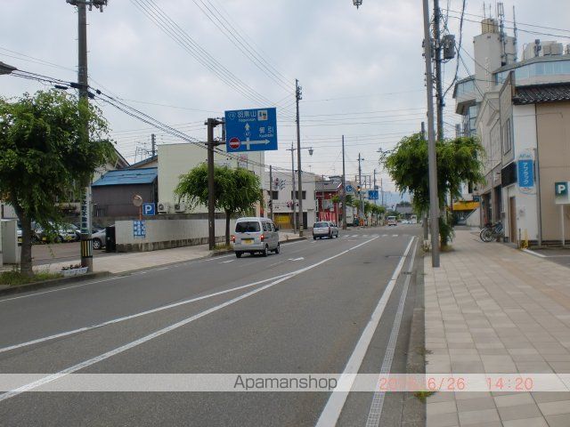 サーパス鶴ヶ岡の周辺写真
