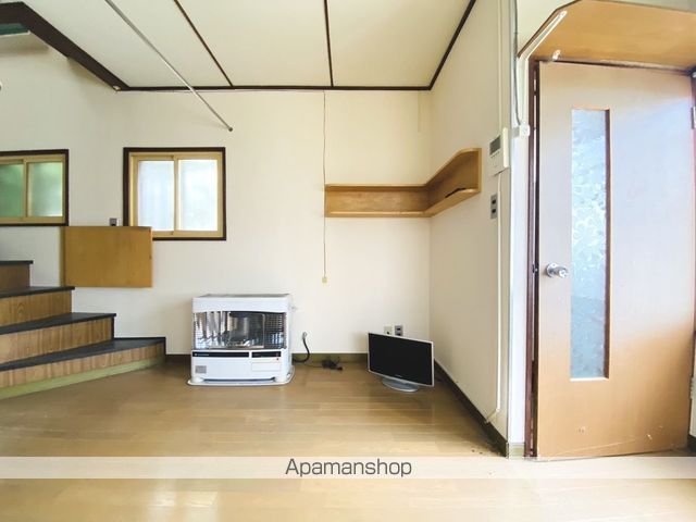 函館市電本線湯川線 柏木町駅 徒歩5分 2階建 築52年の内装写真