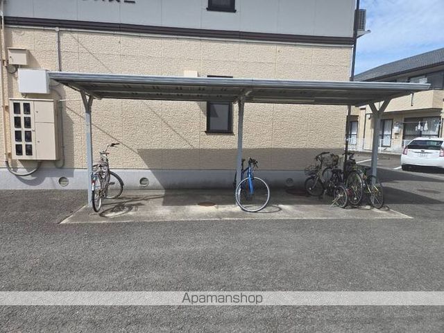 レジデンス矢三 B棟の内装写真