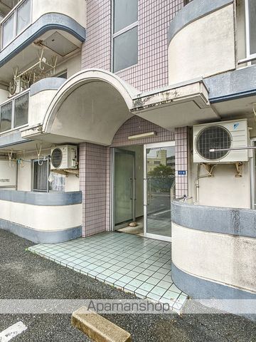 パークウェイ高島の玄関写真
