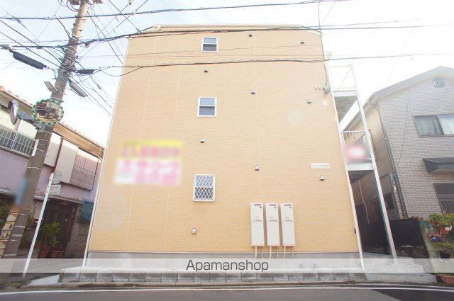 パールハウス横浜鶴見の外観写真