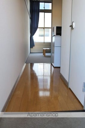 レオパレスルミエール[1K/20.28m2]の玄関