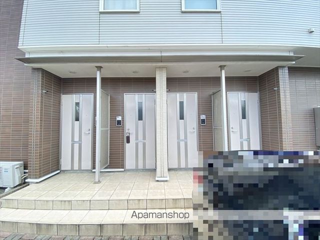 パンテオン Bの玄関写真