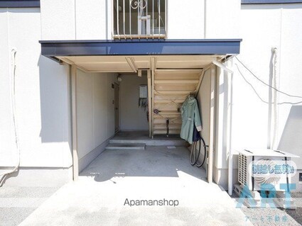 メゾン越智[3DK/49.18m2]のエントランス1