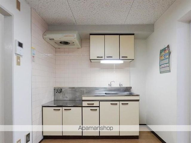 アーバンハイツ福住IIの内装写真