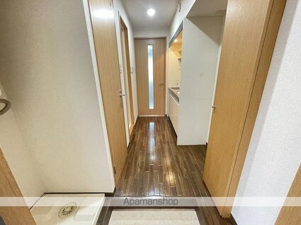 東京都世田谷区下馬２丁目[1K/20.3m2]の玄関