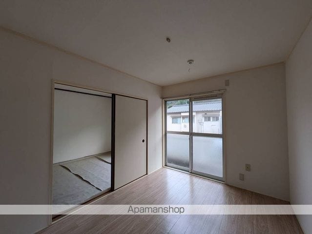 コーポ操扇山の内装写真