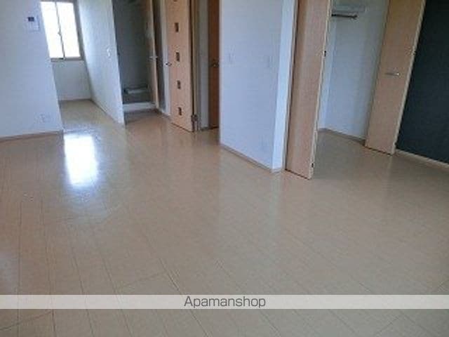 盛岡市 2階建 築18年の内装写真