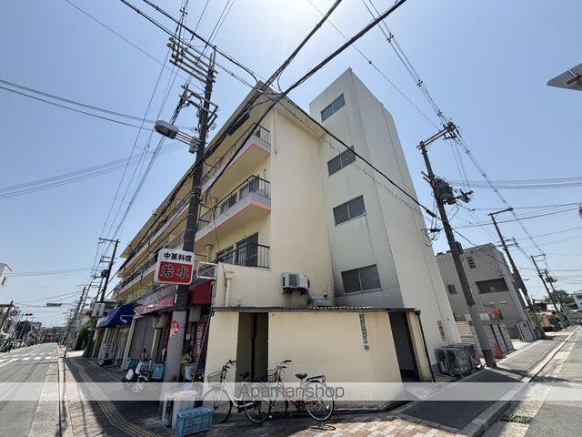 上田マンションの外観写真