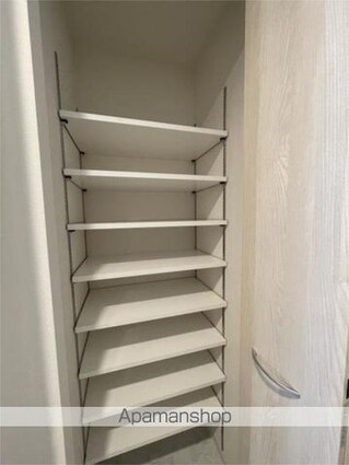 ＣＥＲＩＳＩＥＲ[1LDK/39.33m2]の内装2