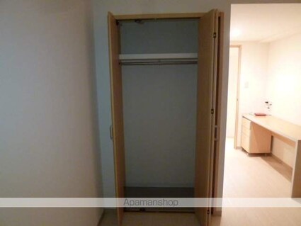 フォーシーズン南草津[1K/26.6m2]の収納