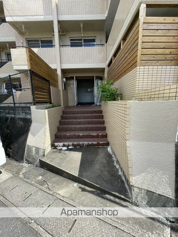 ライヴリー加納の外観写真