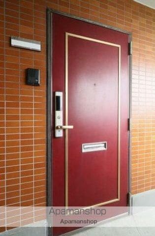 メゾンドゥジュネス北代の外観写真