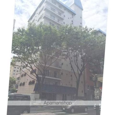 秀和警固レジデンスの玄関写真