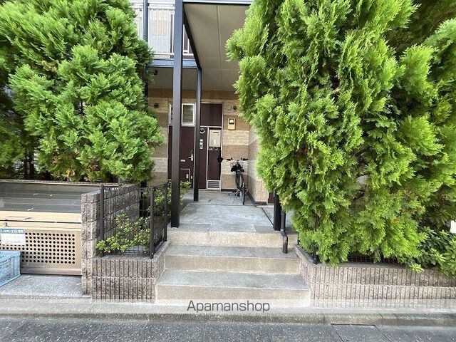 東京都杉並区桃井４丁目[1K/20.28m2]のエントランス