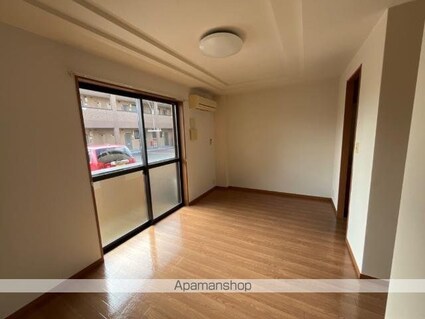 グランディール泰英１号館[1LDK/36m2]のリビング・居間3