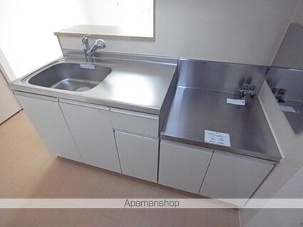 オーブ・レジデンス[1LDK/42.37m2]のキッチン