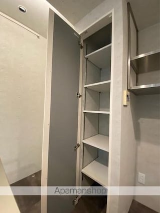 ダイアパレス築地３０４号[1R/24.16m2]の収納