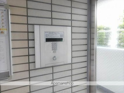 ライオンズマンション調布国領[2DK/39.5m2]のロビー