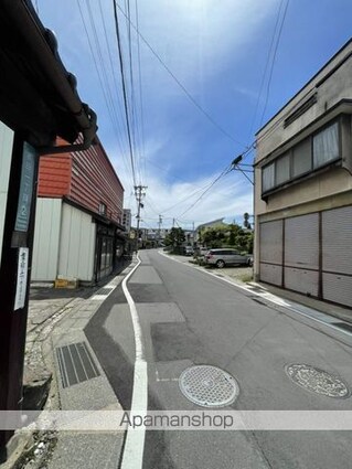 ベルファミーユ[1LDK/35.31m2]の周辺1