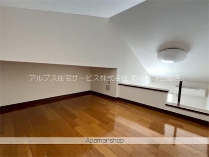 フラット林[1K/20m2]の内装1