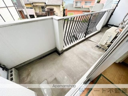 愛媛県松山市小坂５丁目[3DK/49.41m2]のバルコニー