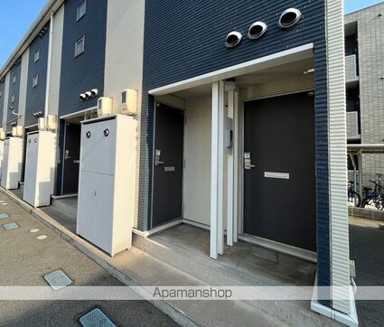 レオネクストコンフォート草戸[1K/23.61m2]のエントランス