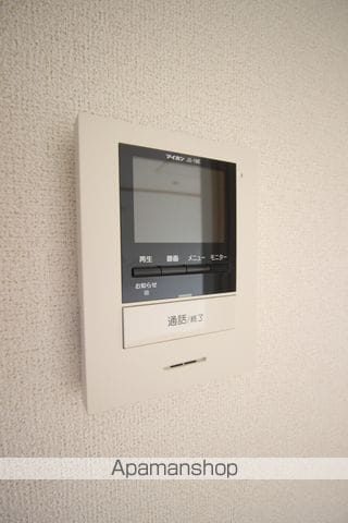 コントラーダAの内装写真