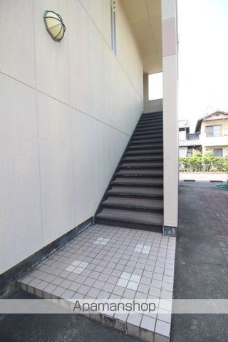 マンションアーク弐番館の玄関写真