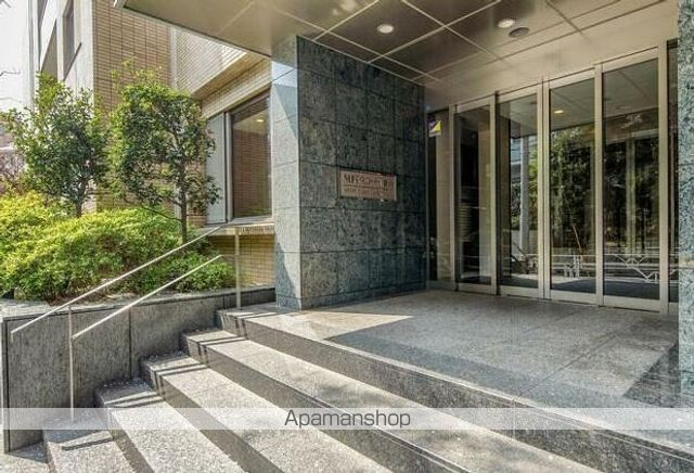 MFPRコート代官山の玄関写真