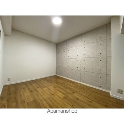 シーズンコート上小田井南[2LDK/60m2]の内装