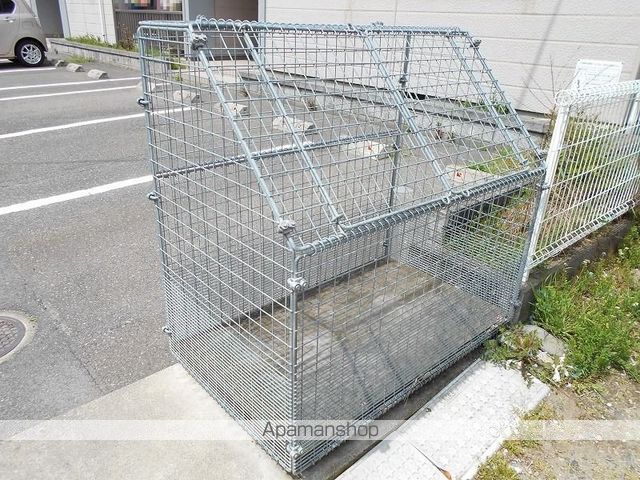 越後線 寺尾駅 徒歩17分 2階建 築30年の外観写真