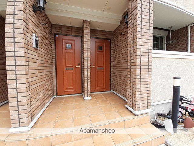ソレイユ I番館の玄関写真