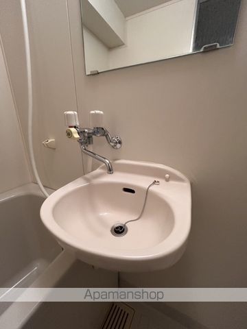 リマーカーブル己斐の内装写真