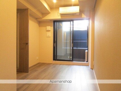 ザ・パークハビオ新高円寺[1K/25.23m2]のリビング・居間