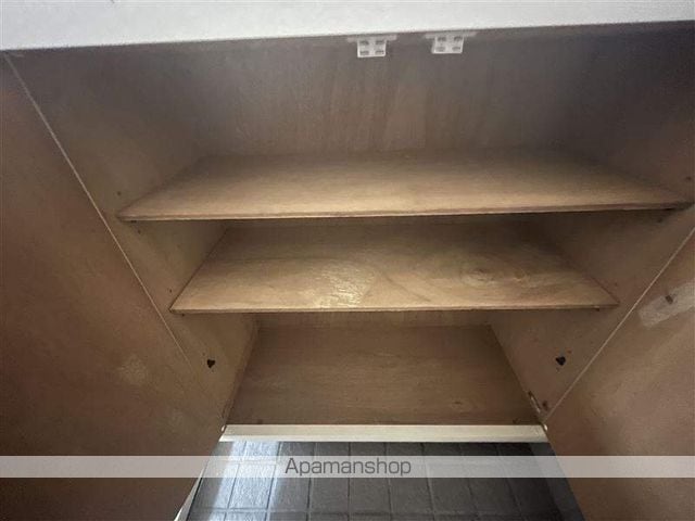 タウンハウス内堀の内装写真