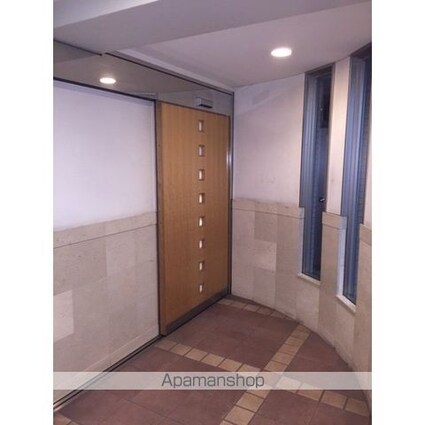 ＫＤＸレジデンス早稲田鶴巻[1K/19.45m2]のエントランス4