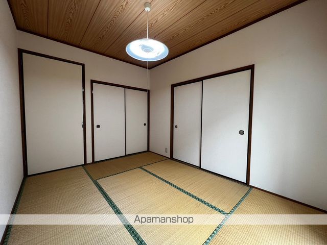 白岩ハイツの内装写真