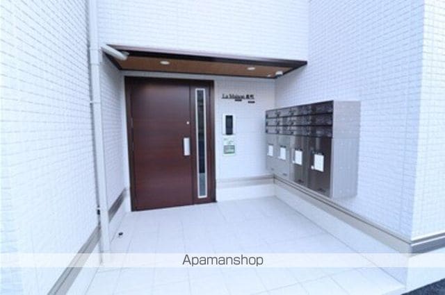 LA MAISON 表町の玄関写真