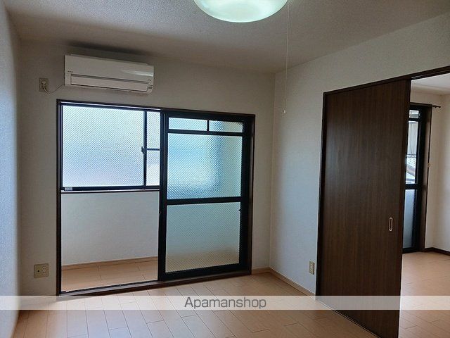 T.レックスの内装写真