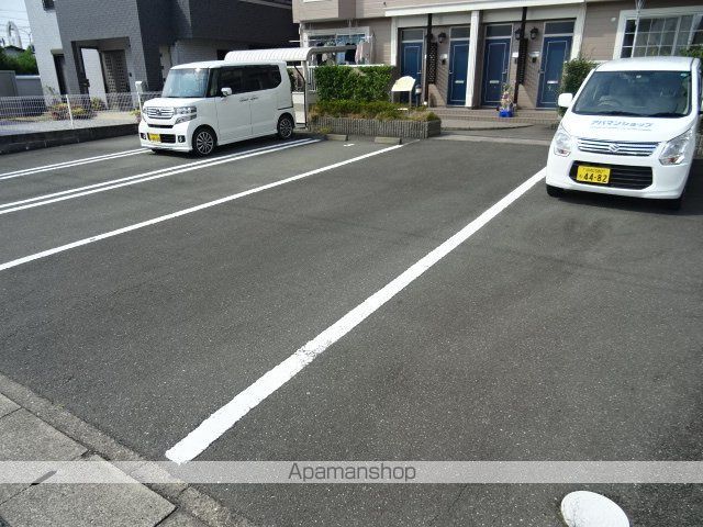 パンシオンIKの外観写真