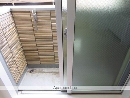 ラ・ネージュ河原町[1R/26.07m2]のバルコニー