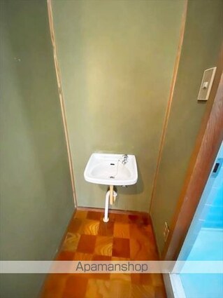 コーポ８５中棟[2DK/38m2]の洗面所