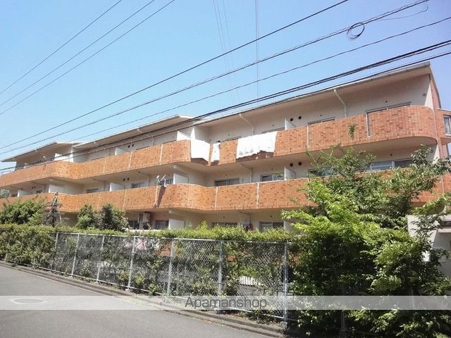 城山清涼ハイツ 2号棟の外観写真