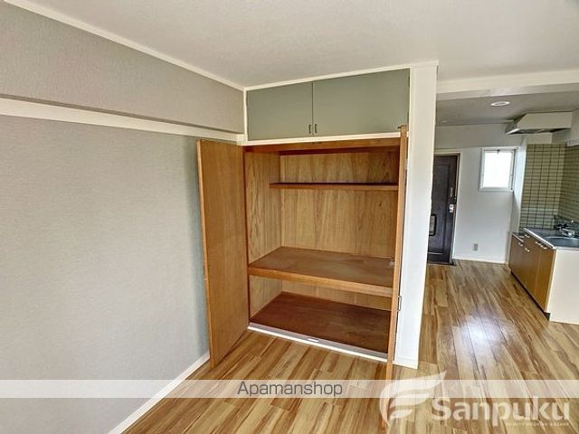 大栄和泉マンションの内装写真